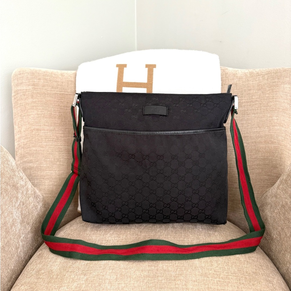 Gucci authentic black monogram canvas crossbody Messanger bag red green ribbon - Picture 3 of 16